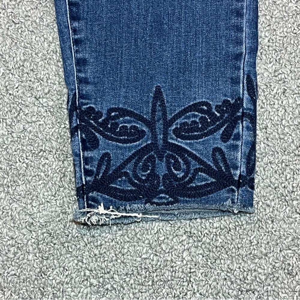 Liverpool The Crop Denim Jeans Womens Size 8 Blue Embroidered Raw Hems - Picture 9 of 15
